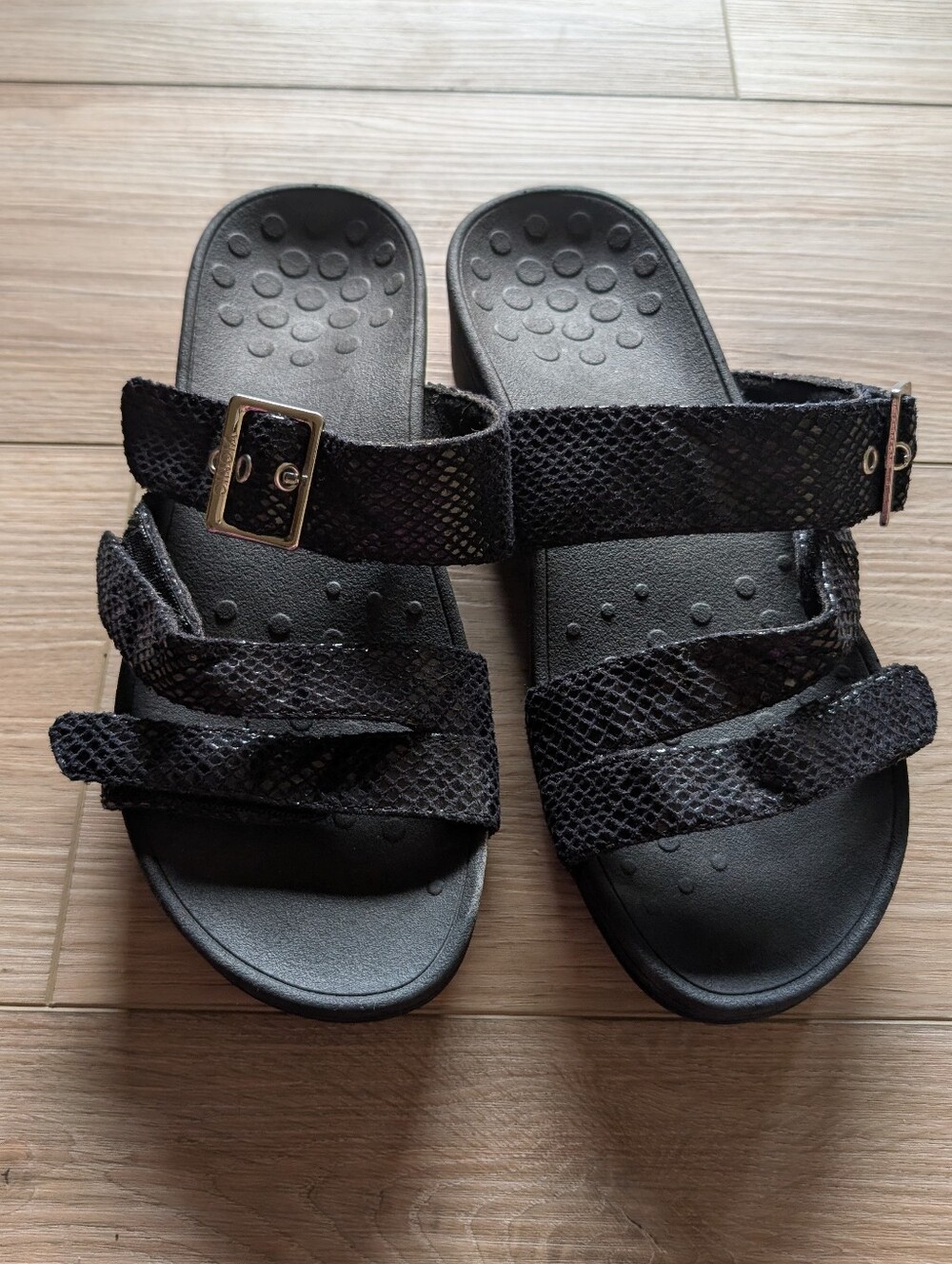 Vionic Black Snakeskin Strap Sandals